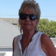 Maggie889